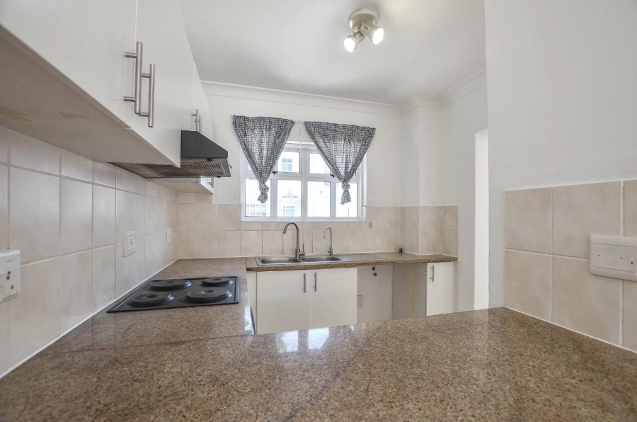 To Let 3 Bedroom Property for Rent in Parklands Western Cape